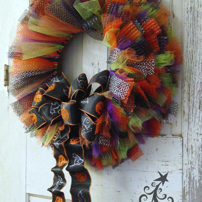 Halloween Tulle & Ribbon Wreath Tutorial