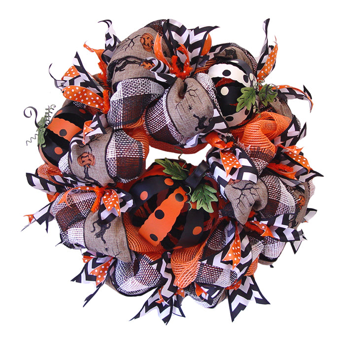 Halloween Pumpkin Wreath Tutorial Using Orange Vertical Line Mesh and Black White Paper Check