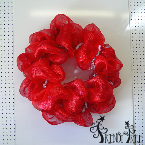Trendy Tree Video Tutorial - Basic Deco Poly Mesh Wreath Using the Pouf Technique