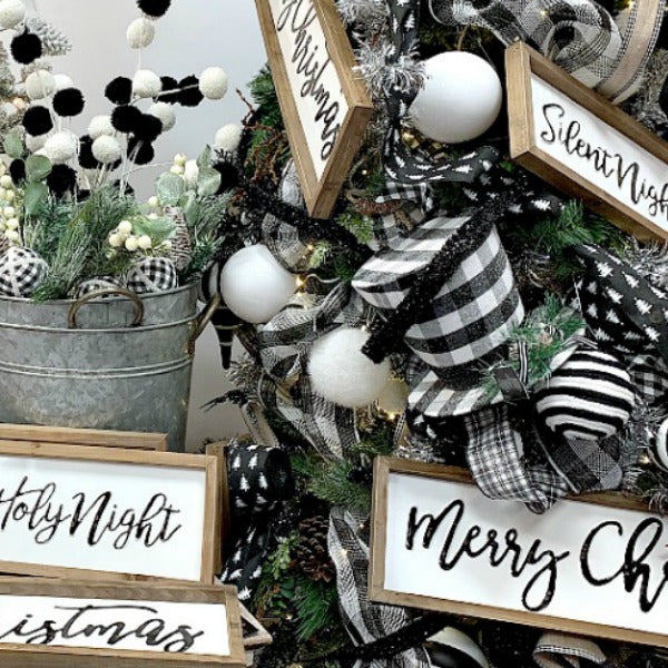 Black and White Christmas Decorations