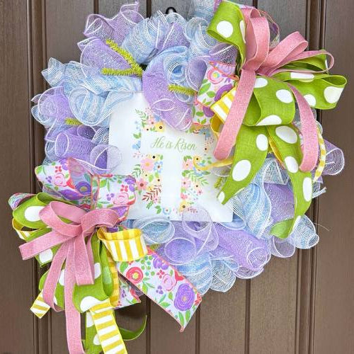 easter wreath tutorial using deco mesh