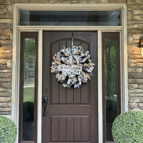 everyday welcome wreath made with new fine weave mesh