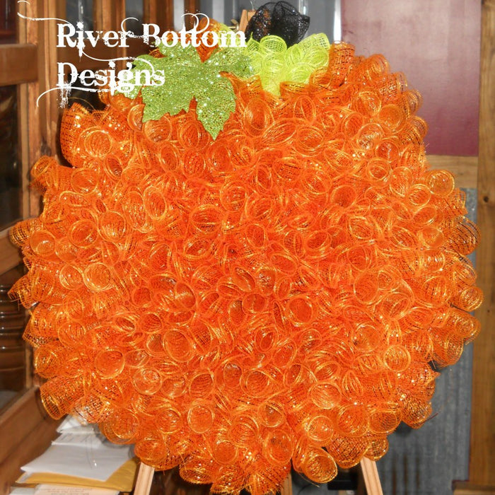 Stunning Pumpkin Wreath Created on an Embroidery Hoop
