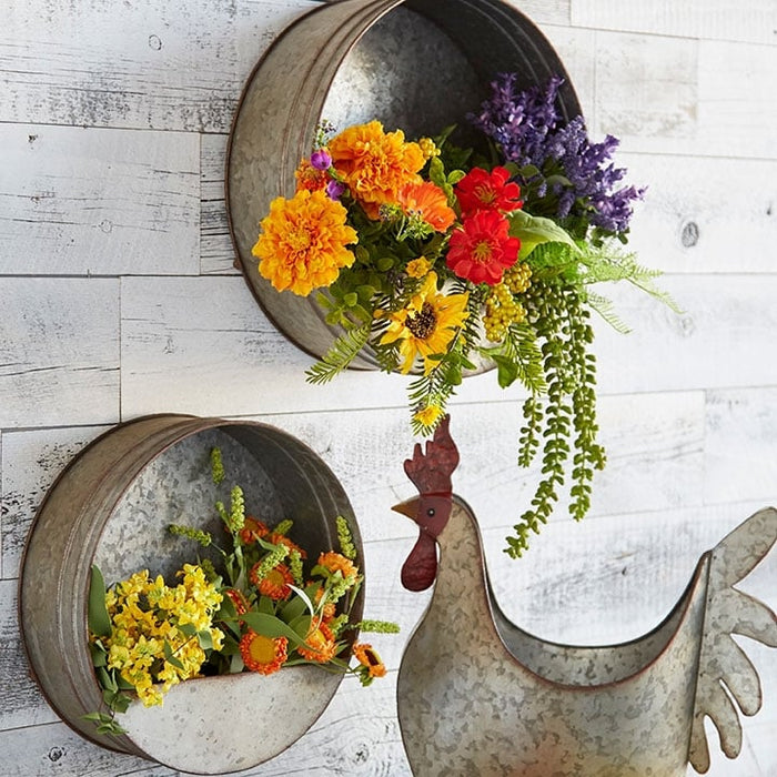 Galvanized Containers Great for Year Round Decorating