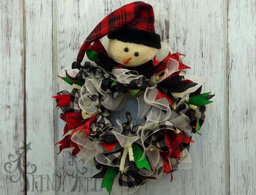 RAZ Primitive Snowman Wreath Tutorial