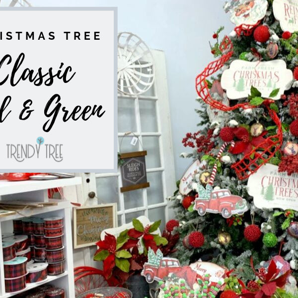 Classic Red Green Christmas Tree Inspiration
