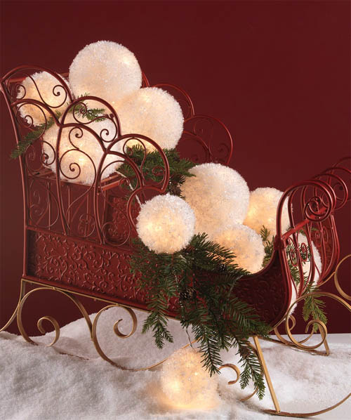 RAZ Snowball Garland