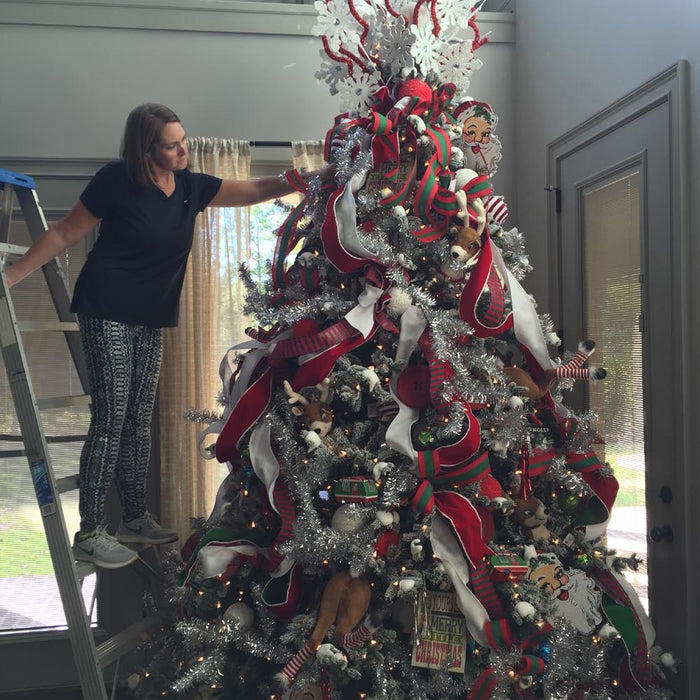 Decorating Carrie's House 2016 - Living Area Tree