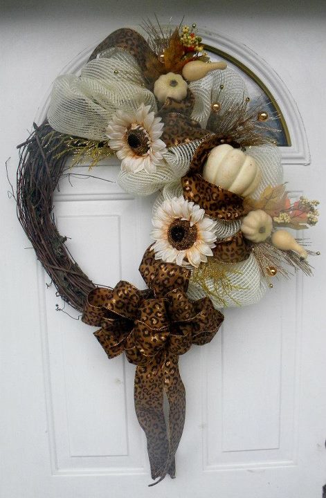 Deco Mesh Autumn Creations Featuring Wreaths by Rita