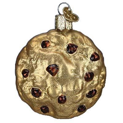 The Chocolate Chip Cookie Old World Christmas Ornament 32143 is a gold ornament with brown spots like chocolate chips and includes a metal top for easy hanging. It embodies the classic charm of Old World Christmas, adding nostalgic appeal to your festive décor.